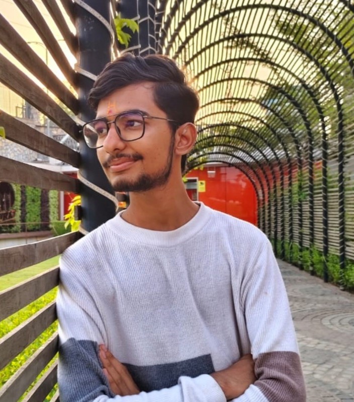 Yug Rojivadiya - Portfolio Profile Photo